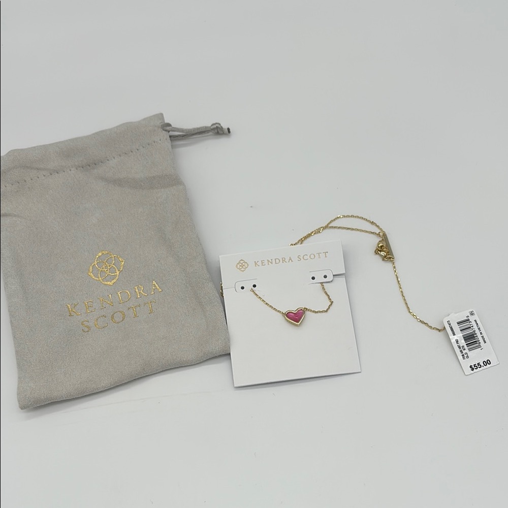 NWT Kendra Scott framed Ari slider Necklace in azalea illusion
